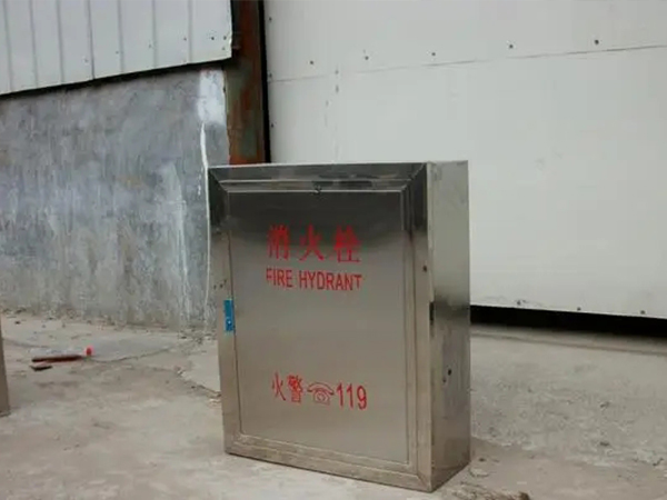 山东想要买个不锈钢消防箱求厂家：